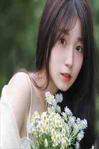 她离婚后，四个大佬总想自荐枕席全集