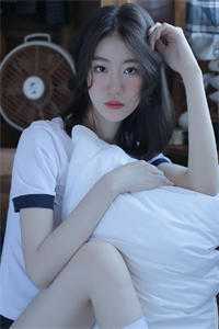被师尊刺死后，我修无情道成神男女主人公