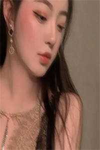 完整章节阅读穿进高武世界，开局傍上女帝