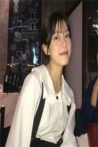 我一小小妾室，惊艳了侯爷很合理吧叶青芷谢晋完结文