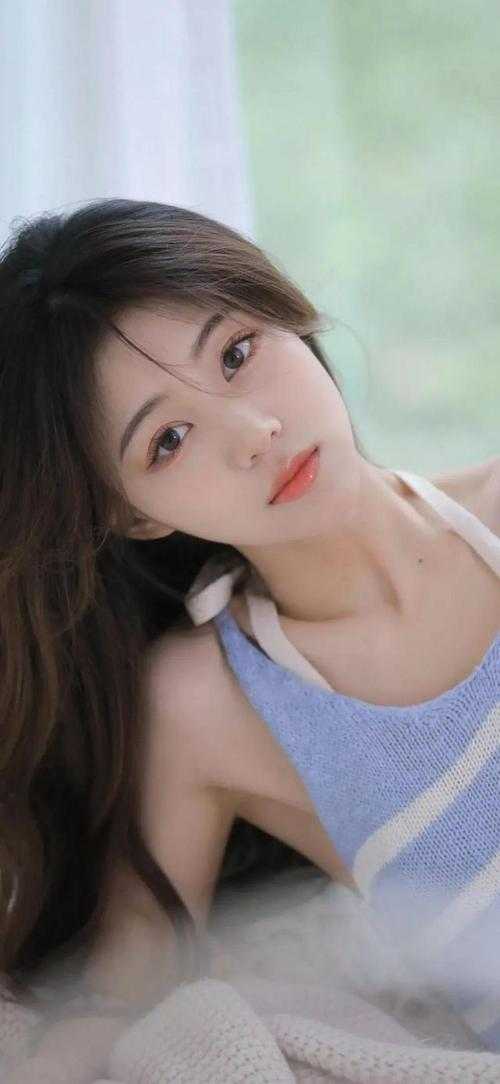 被流放后，全国都在求我回都当皇帝结局
