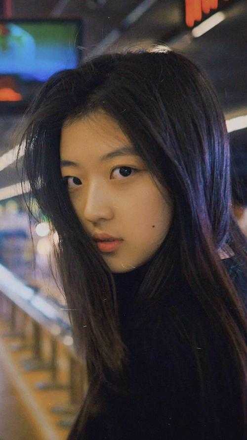 穿到宠文结局后，娘娘她勾引上位全章节