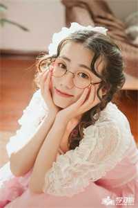 未婚夫移情小医女？姐转身嫁状元赵晚晴崔容时全文免费
