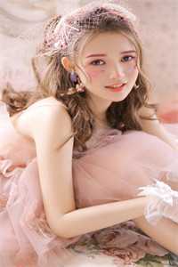 未婚妻助理抢我头等舱，我选择退婚蒋依依王阳结局+番外