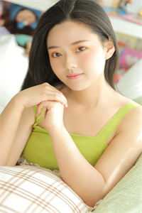 优质小说推荐女权至上！家有六个美男是什么体验