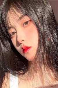 短篇小说女权至上！家有六个美男是什么体验