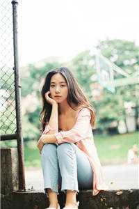 未婚夫秘书抢我车位，我直接退婚无弹窗