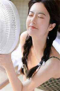对他痛下杀手后，八女帝悔红了眼章节