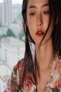 穿到贵妃身上后，皇上肠子悔青了完整阅读