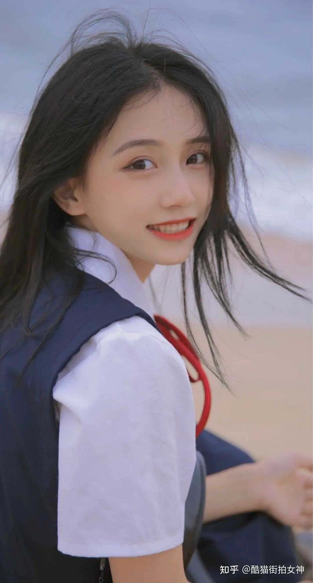 穿越兽世，她搞基建宠兽夫养蛇崽前文+后续