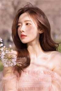 女神嫌我穷酸，我转身氪进美人圈完结