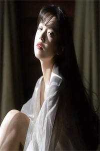 一见钟情：大佬实力诱哄完结文