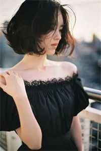 岁岁年年明月独悬畅销巨著