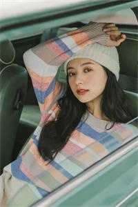 我与皇叔恩爱着呢，太子你装什么情深的小说