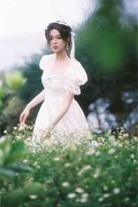 情思锁于深秋巷爆火全网