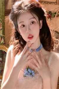 他权倾天下，却只宠她一人完整