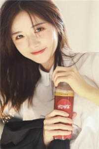 一见钟情：大佬实力诱哄在线看