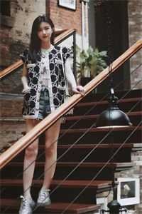 女神嫌我穷酸，我转身氪进美人圈季博常苏萌完结文