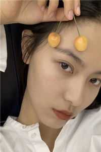 细雨洇湿青衫列表