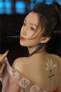 穿越到修真世界，我教太子绝世神功新上热文