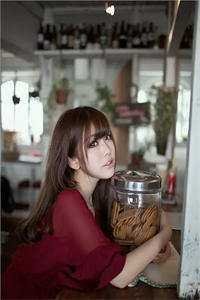 女神嫌我穷酸，我转身氪进美人圈前文+后续