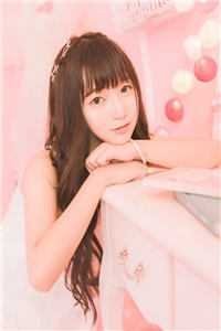 逃出囚笼归来，她将世子踢下神坛番外+无删减