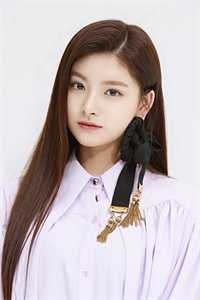 穿越后我摇身一变成太后无广告