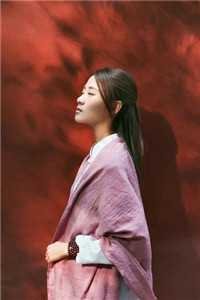 知道我的头绳几万块后，恨嫁女教官气疯了前文+后续