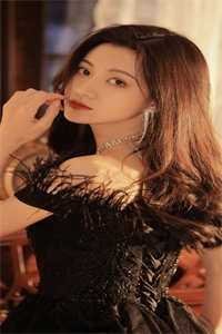 女神嫌我穷酸，我转身氪进美人圈季博常苏萌小说